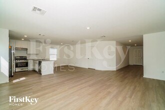 6520 Arid Wy in San Antonio, TX - Building Photo - Building Photo