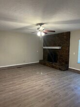 9513 S Ross Ave in Oklahoma City, OK - Building Photo - Building Photo