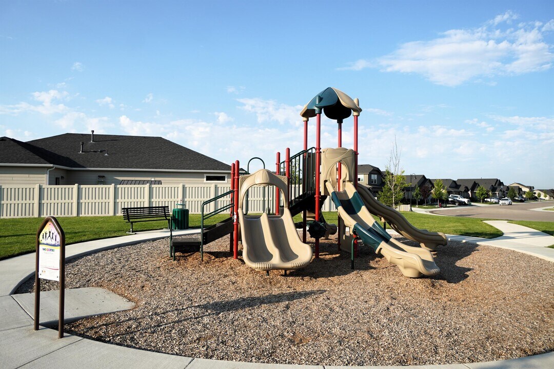 3551 N Tansy Pl in Star, ID - Building Photo