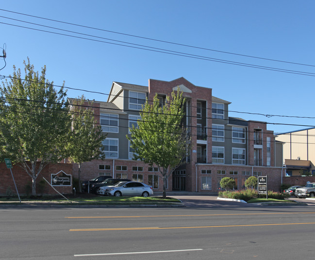 AveCDC Washington Courtyards in Houston, TX - Foto de edificio - Building Photo