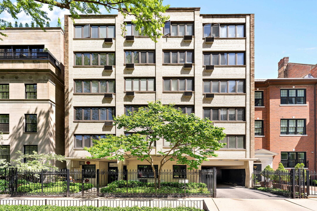 1419 N State Pkwy in Chicago, IL - Building Photo