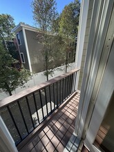 34 Spring St, Unit 34 in Cambridge, MA - Building Photo - Building Photo