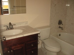 195 Rothrock Dr in San Jose, CA - Building Photo - Building Photo