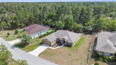 23 Lone Pine St in Homosassa, FL - Building Photo - Building Photo