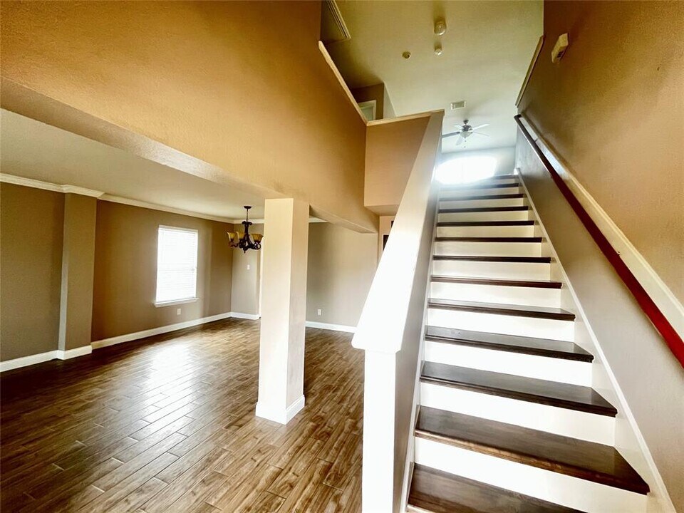 9314 Torridon Ct in Houston, TX - Building Photo