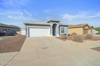 6921 Brown Mesquite Ln in El Paso, TX - Building Photo - Building Photo