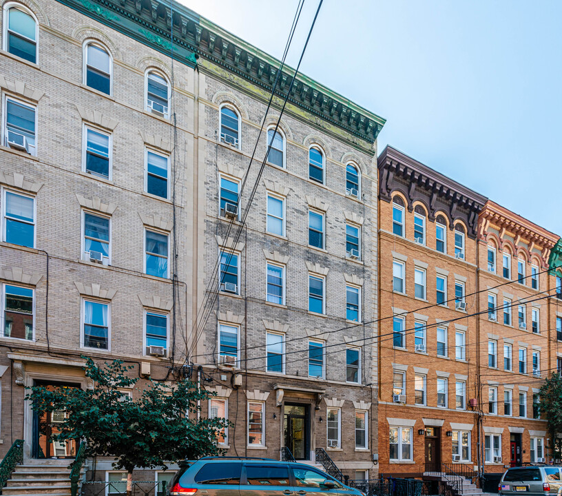 929 Willow Ave in Hoboken, NJ - Foto de edificio