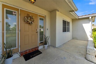 6924 NW 8th Ct in Margate, FL - Building Photo - Building Photo
