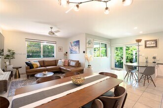 1745 SW 11th Terrace in Miami, FL - Building Photo - Building Photo