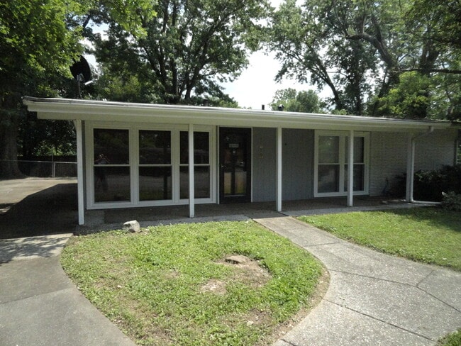 property at 1913 Claremoor Dr