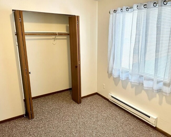 property at 1220 Hardin Dr