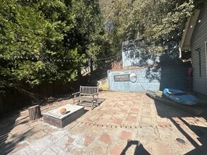 482 Zuger Ct in Crestline, CA - Building Photo - Building Photo