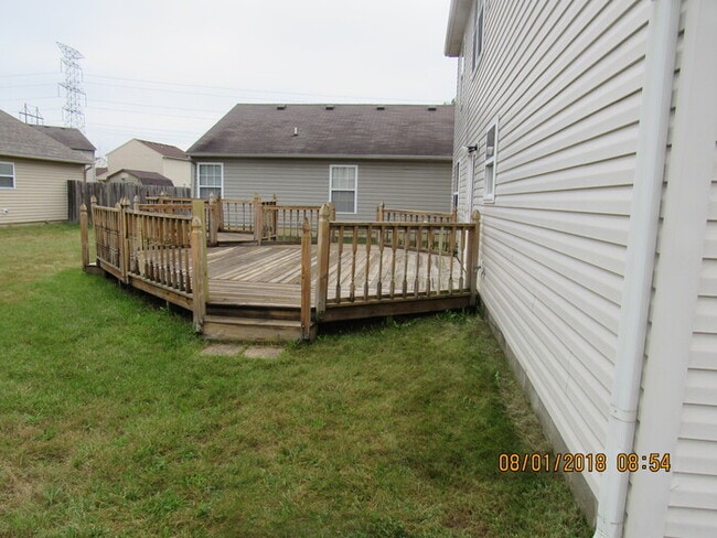 11324 Roundwood Ct in Indianapolis, IN - Building Photo - Building Photo