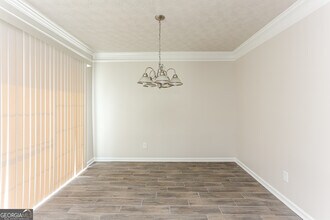 6621 Ivy Log Dr SW in Austell, GA - Foto de edificio - Building Photo