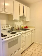 205 Kent St, Unit 44 in Brookline, MA - Building Photo - Building Photo