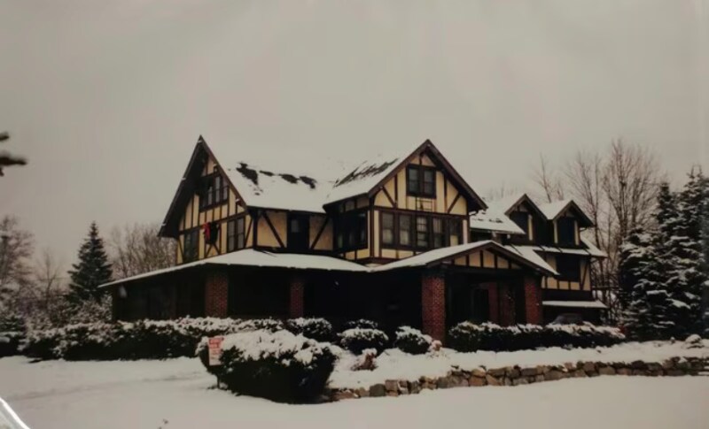 1537 S Water St in Kent, OH - Building Photo