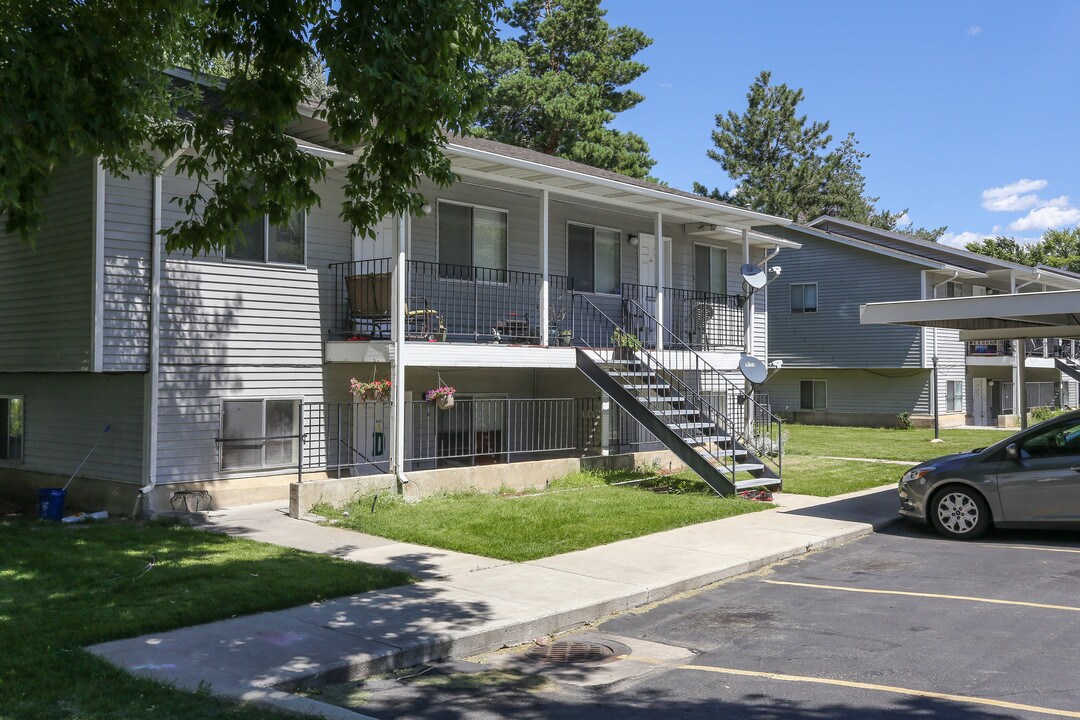 8543 S 1000 E in Sandy, UT - Building Photo