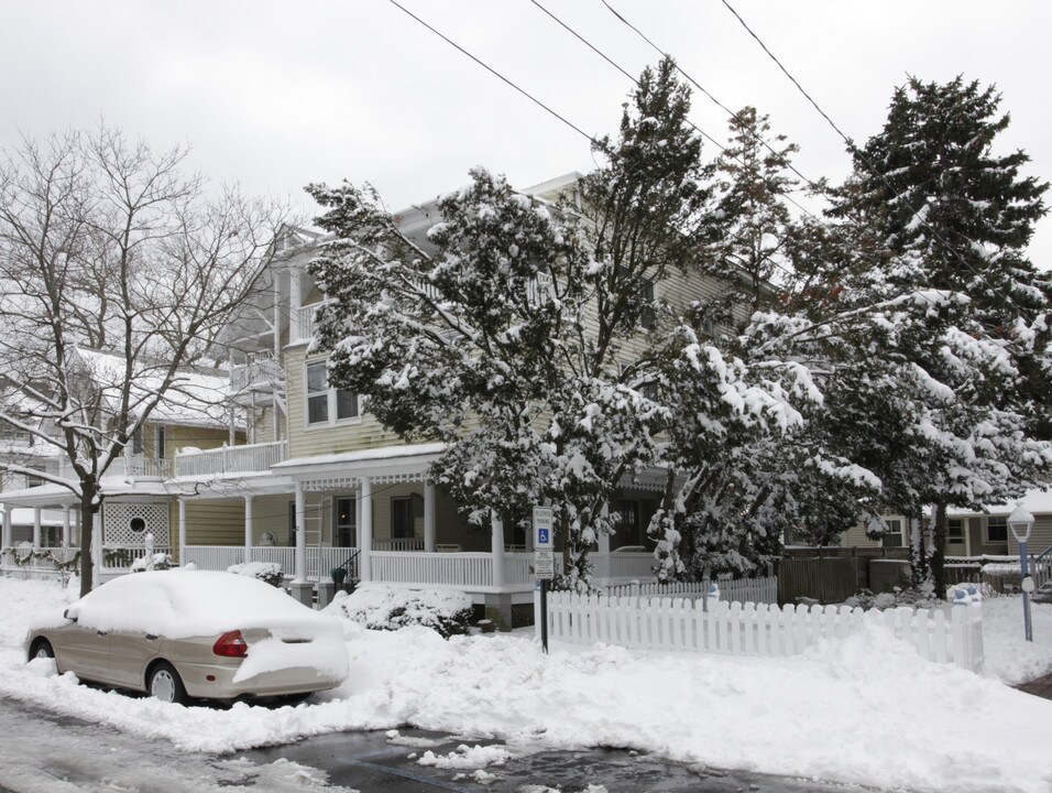 82 Heck Ave in Ocean Grove, NJ - Building Photo