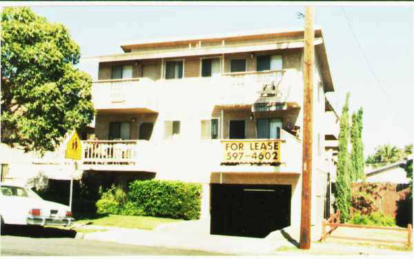 Orizaba Apartments in Long Beach, CA - Building Photo - Building Photo