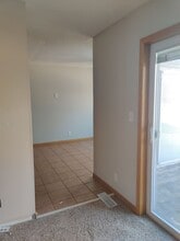 8540 Jeffery Ave S in Cottage Grove, MN - Building Photo - Building Photo