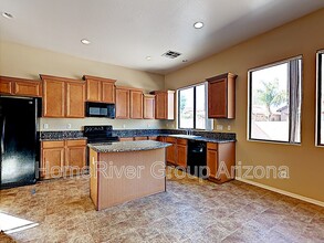 1056 E Phelps St in Gilbert, AZ - Building Photo - Building Photo