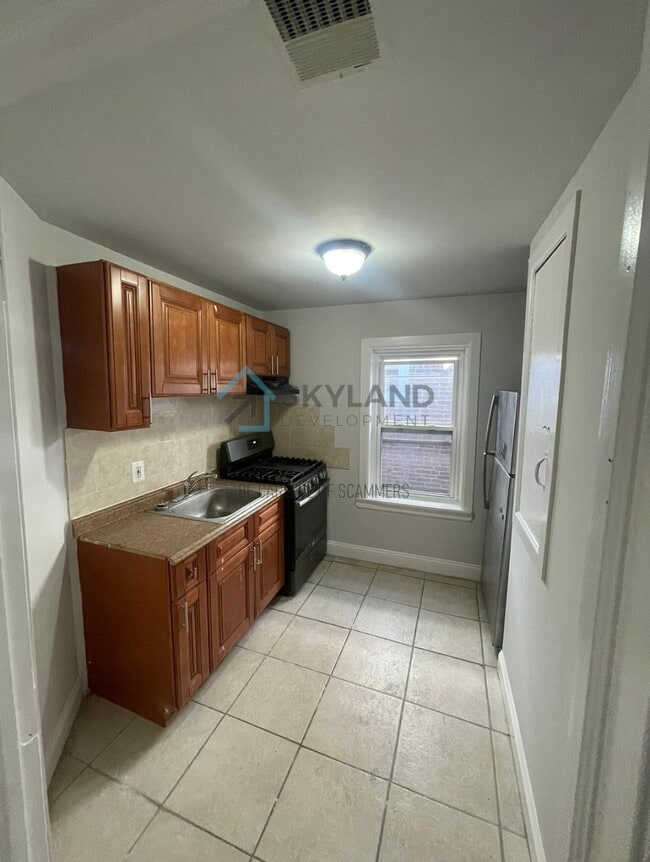 1519 N 60th St in Philadelphia, PA - Building Photo - Building Photo