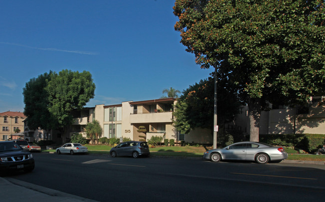 Loggia Apartments in Burbank, CA - Building Photo - Building Photo