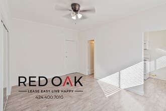 979 S Oxford Ave in Los Angeles, CA - Building Photo - Building Photo