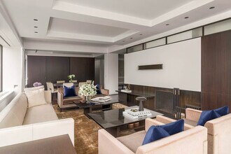 230 Central Prk W in New York, NY - Building Photo - Building Photo