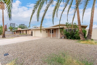 1122 E Marny Rd in Tempe, AZ - Building Photo - Building Photo