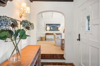 2520 Alta Ave in Santa Monica, CA - Building Photo - Building Photo