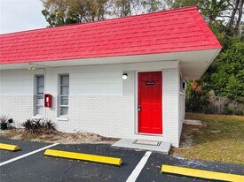 1308 Lexington Ct in Tampa, FL - Building Photo