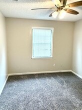 115-115 W Foxwood Dr in Raymore, MO - Building Photo - Building Photo