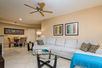 6900 E Princess Dr in Phoenix, AZ - Building Photo - Building Photo