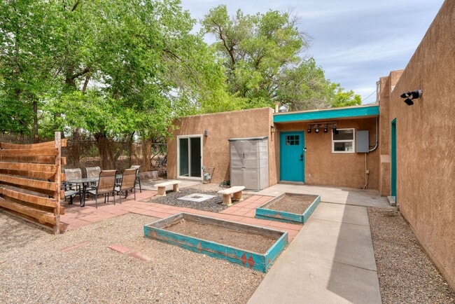 5459 6th St NW in Albuquerque, NM - Building Photo - Building Photo