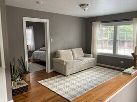 4710 Mt Vernon St, Unit 1 in Houston, TX - Building Photo