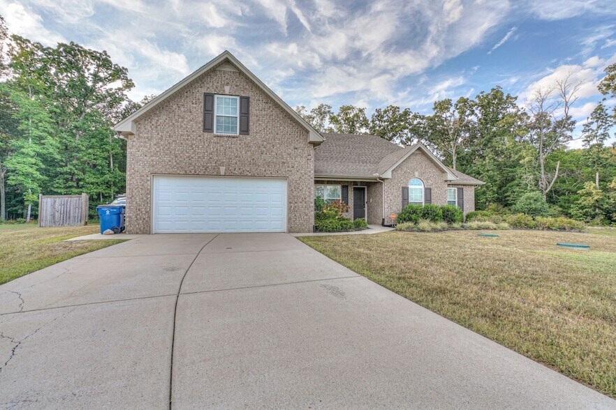 1485 Round Rock Dr in Murfreesboro, TN - Building Photo