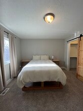 2122 Colonial Ln, Unit Upstairs in Pocatello, ID - Building Photo - Building Photo