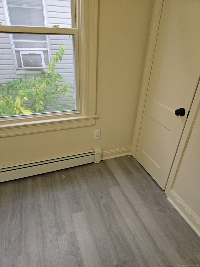 property at 304 Shelton Ave