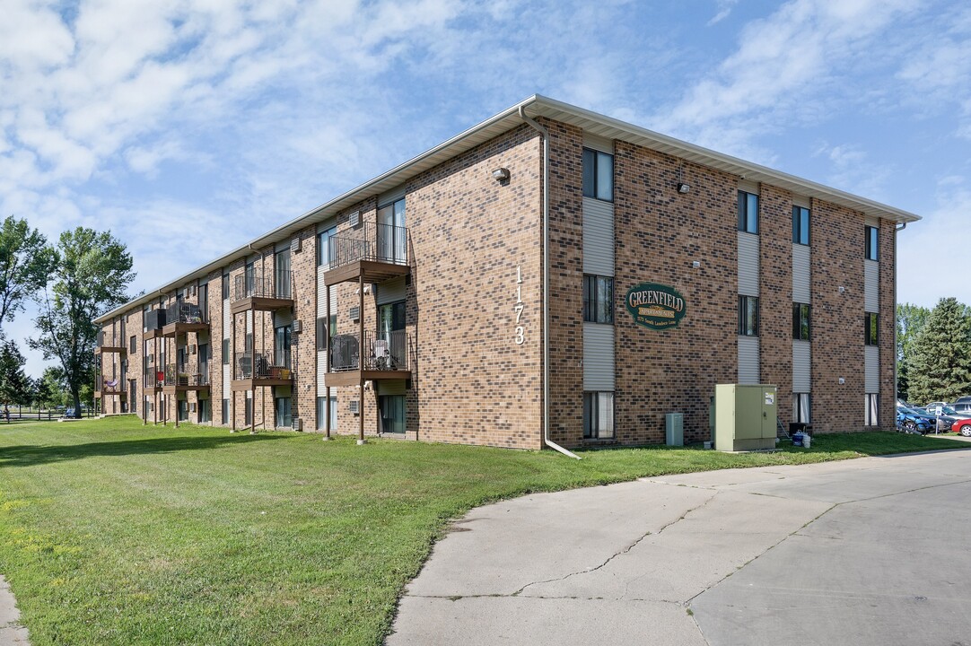 Greenfield Apartments in Grand Forks, ND - Building Photo