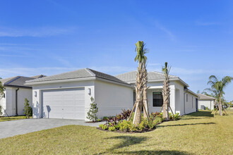 11567 SW Oceanfront Ct in Port St. Lucie, FL - Building Photo - Building Photo