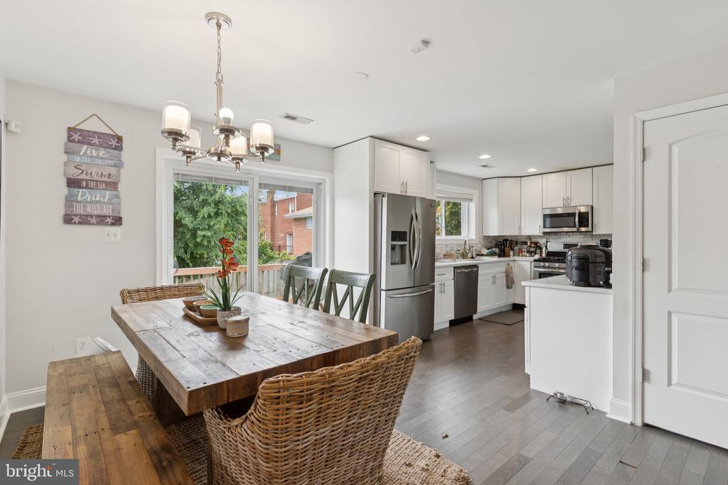 4305 Massachusetts Ave SE in Washington, DC - Building Photo