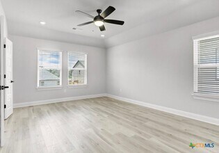135 Lt. John Decker Dr in San Marcos, TX - Building Photo - Building Photo