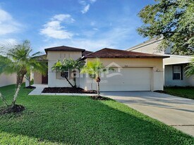 1962 Kimlyn Cir in Kissimmee, FL - Building Photo