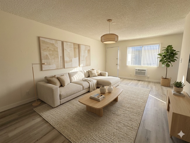 15636 Valerio St in Van Nuys, CA - Building Photo - Building Photo