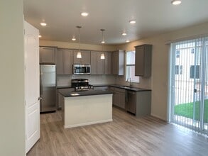 2920 Crusader St in Fort Collins, CO - Foto de edificio - Building Photo