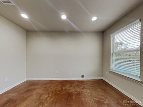 4523 Kind Way in Austin, TX - Building Photo - Building Photo