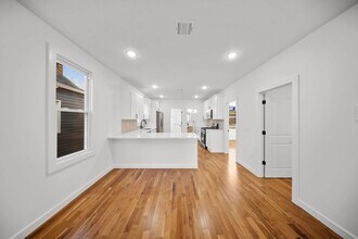 319 William St in Harrison, NJ - Building Photo - Building Photo