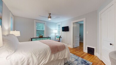 16 Linder Terrace in Newton, MA - Building Photo - Building Photo