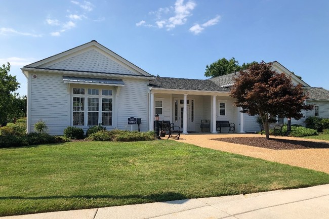 The Village at Whitehurst Farms in Norfolk, VA - Building Photo - Building Photo